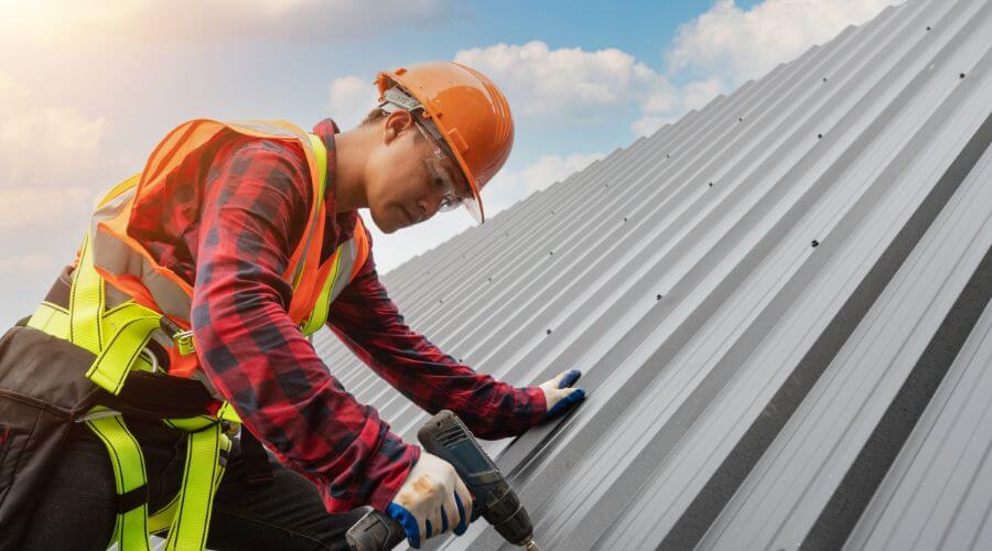 Professional residential roofers in West River, MD
